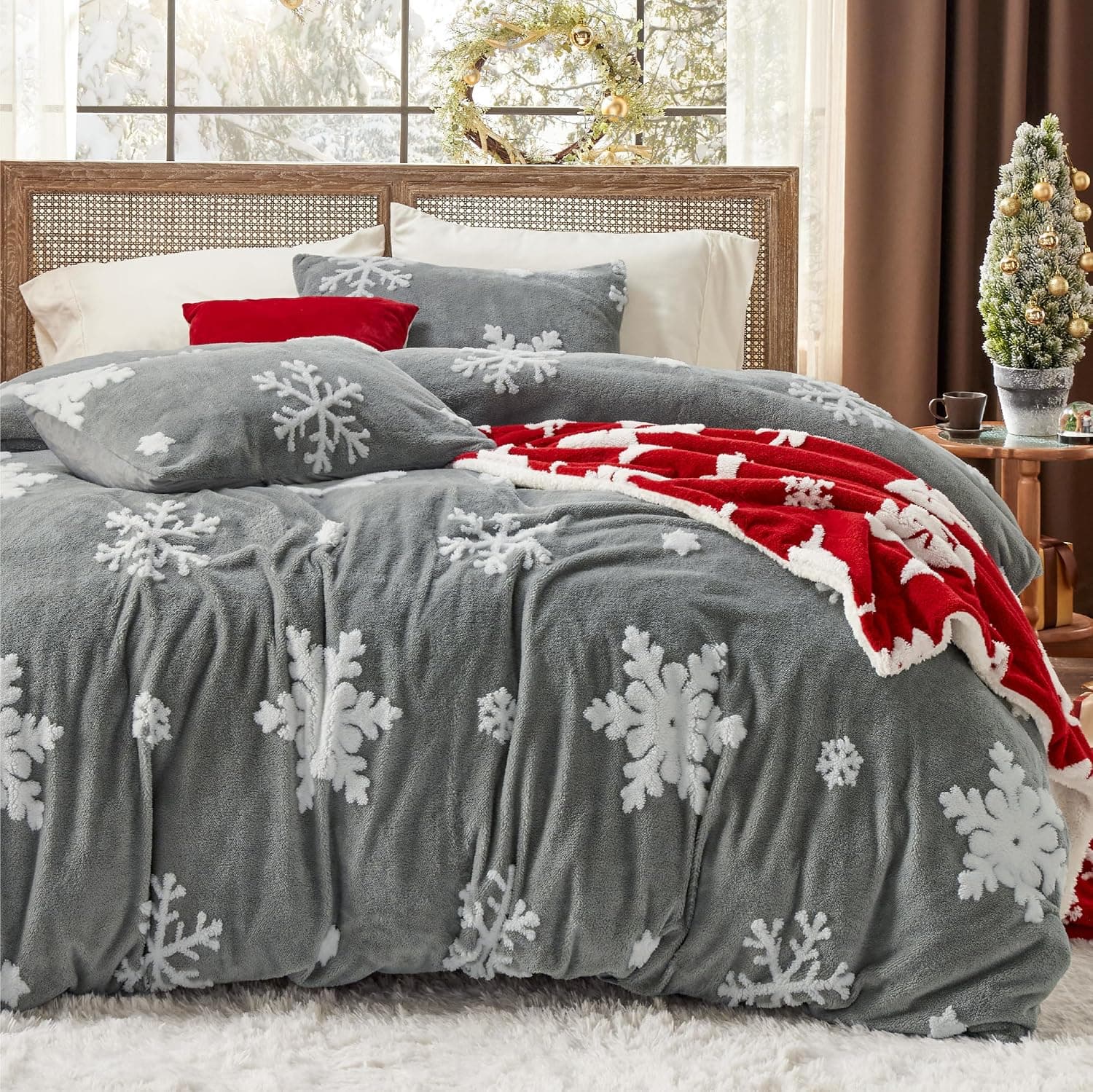 King Christmas Comforter Set, Grey, 3-Piece
