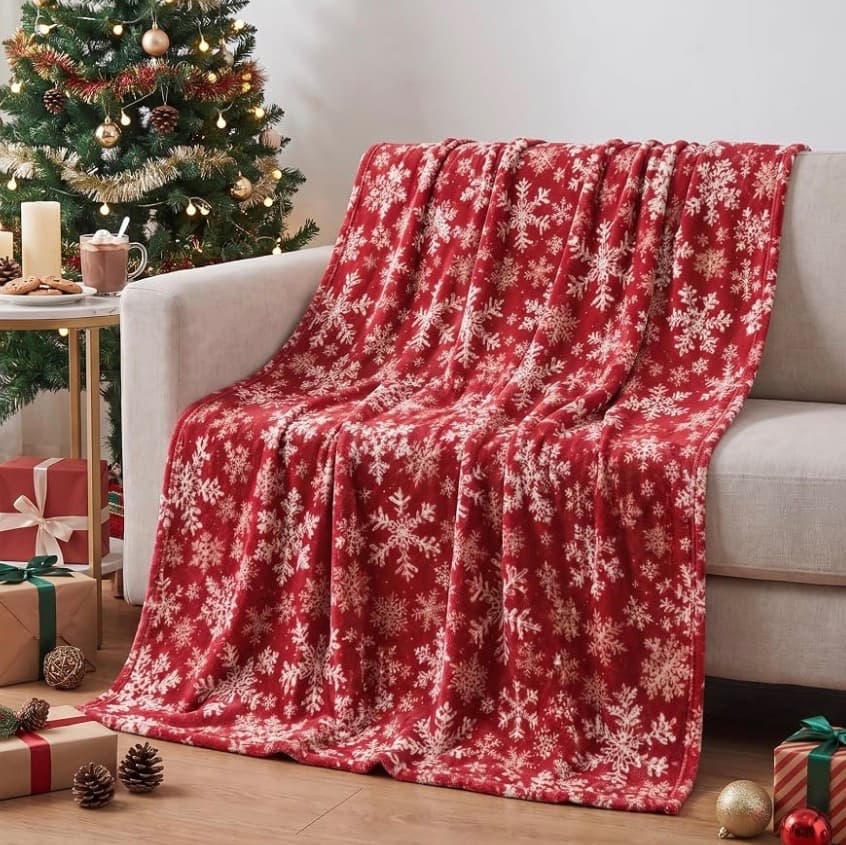 Christmas Red Snowflake Flannel Throw Blanket 60x80