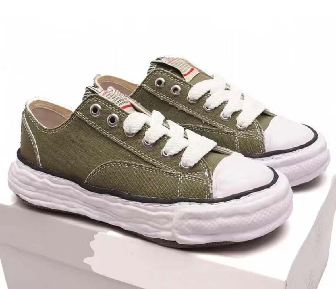 Maison Mihara Yasuhiro Low-Top Lace-Up Sneakers