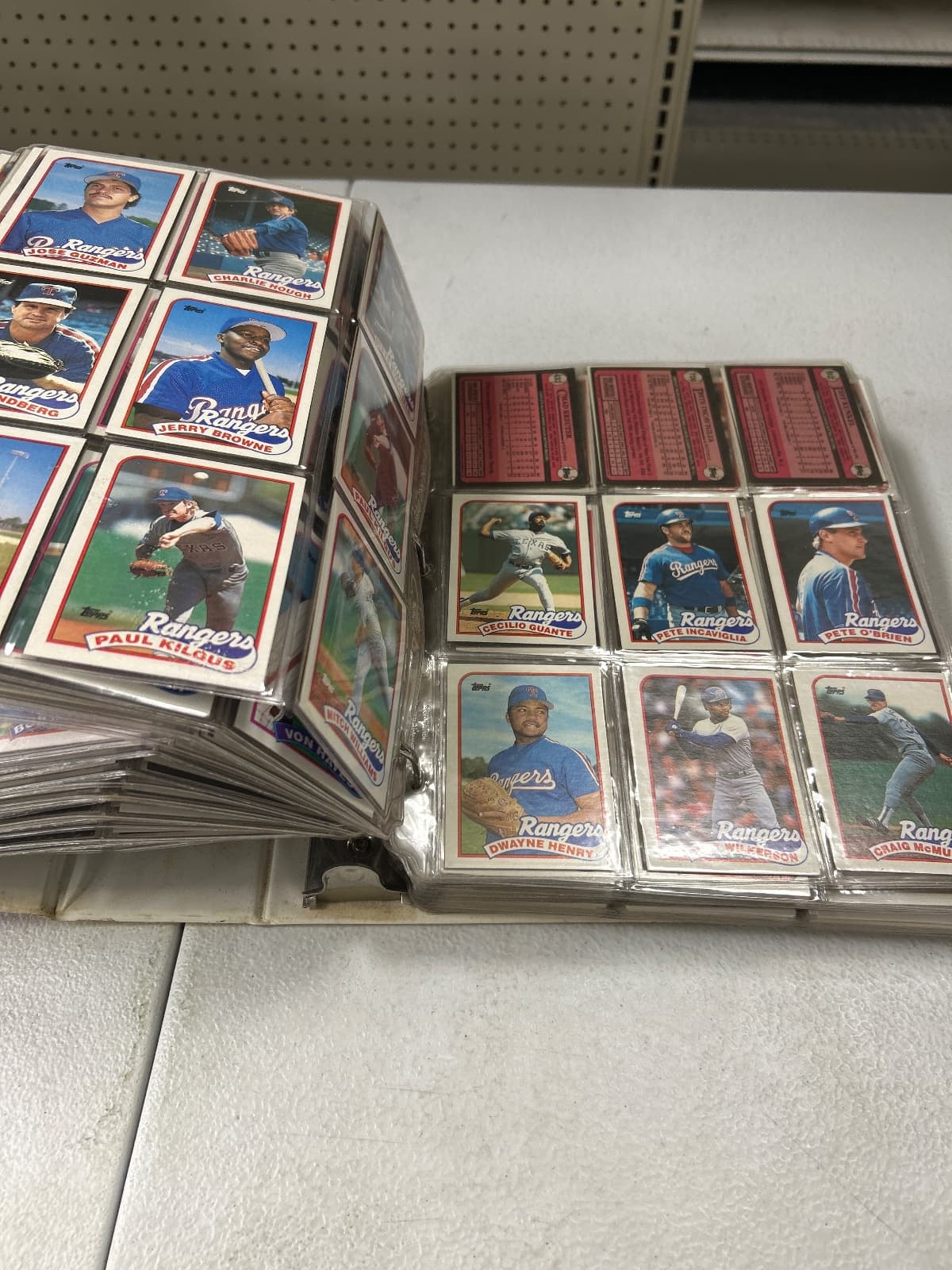 Baseball Card Binder, Full of 1989-91 Cards, Mint Condition — photo 3