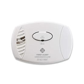 First Alert CO400 Carbon Monoxide Alarm with 9V Battery