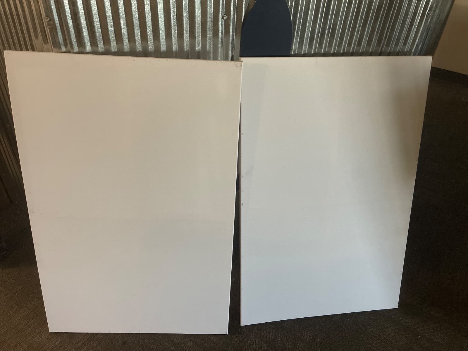 Stretched White Cotton Canvas, 24 x 36 in, 2-Pack (Scuff Marks on Edges) — photo 4