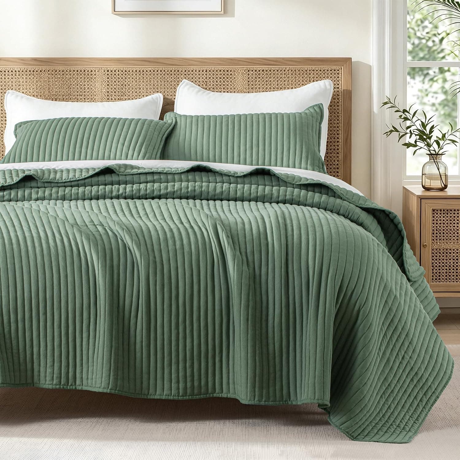 Striped Quilted King Quilt Bedding Set, Dark Green — photo 3