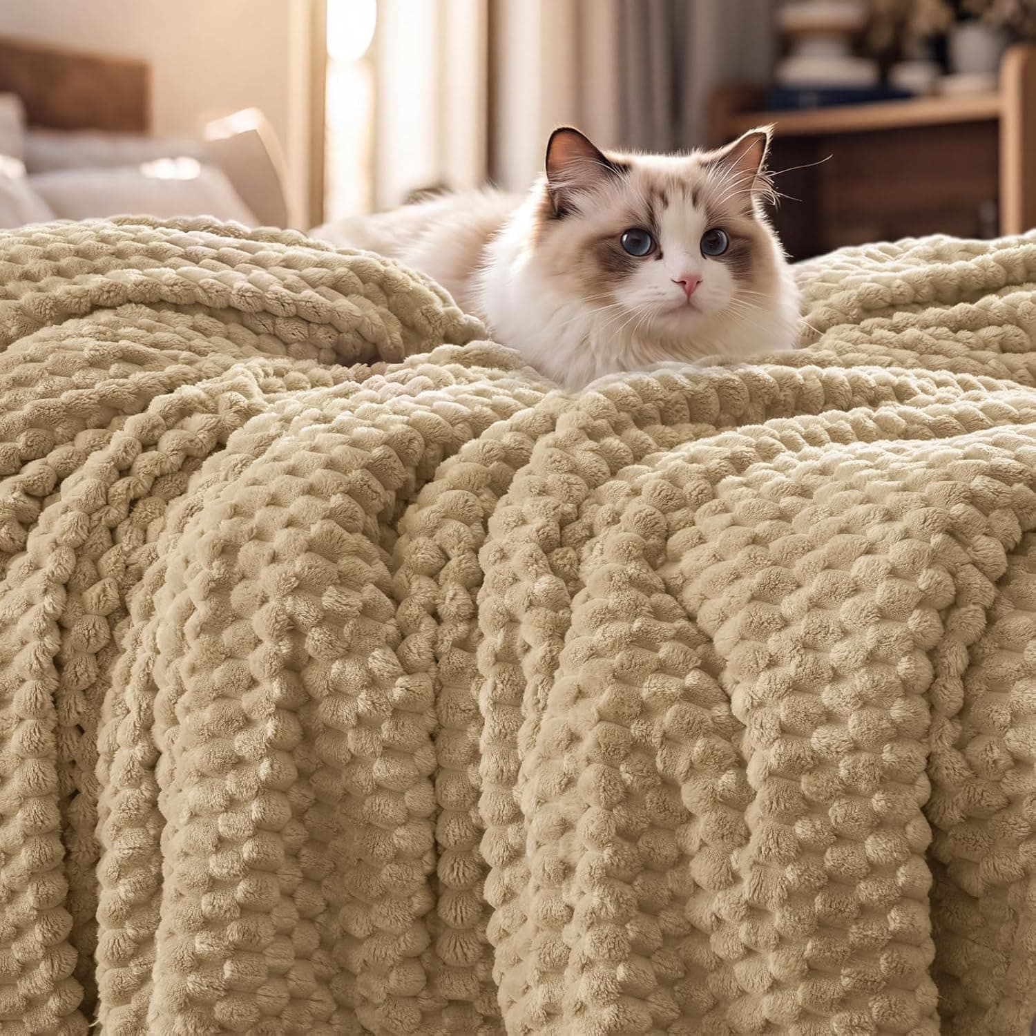 Fleece Blanket, Queen 90 x 90 in, 340GSM, Khaki — photo 2