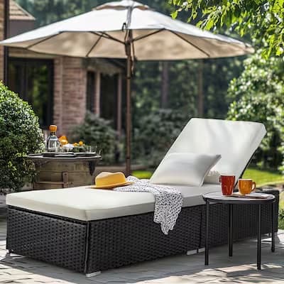 Winado Wicker Adjustable Patio Chaise Lounge with Cushion