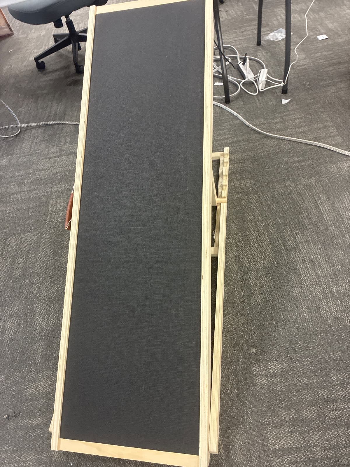 Wooden Dog Ramp for High Beds, Non-Slip Surface — photo 4