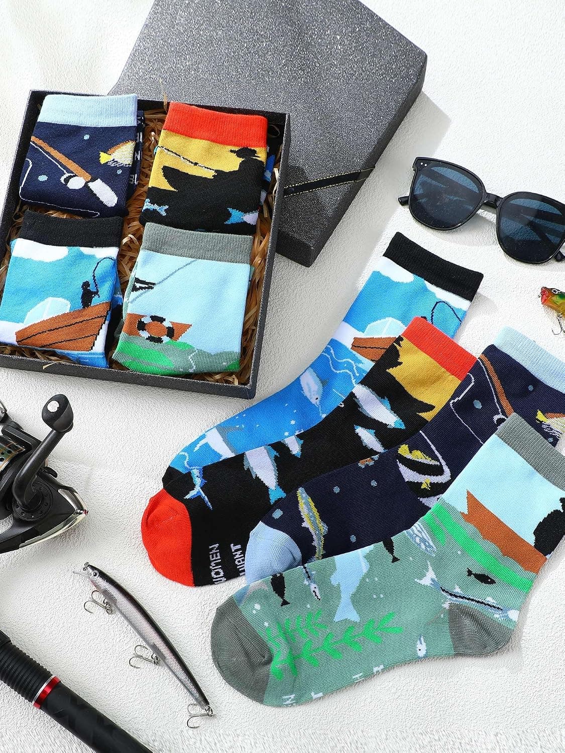 Men's Novelty Fishing Crew Socks, 16 Pairs — photo 3